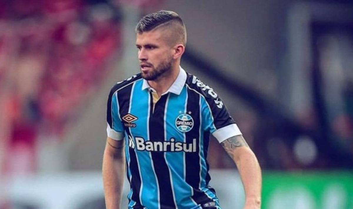 El mercado: Los bombazos de Luis Suárez y Piqué, el fichaje sorpresa del Real Madrid y la noticia de Dybala e Higuaín