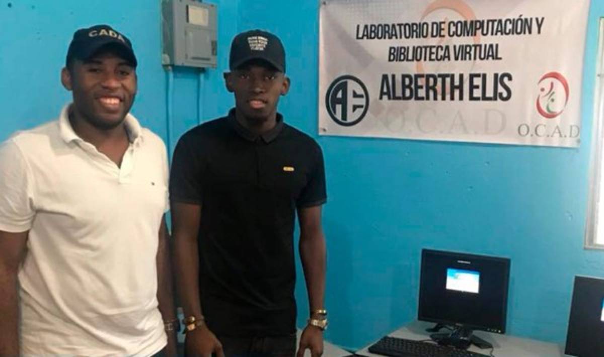 Futbolistas hondureños que han ayudado a su familia y a los más necesitados