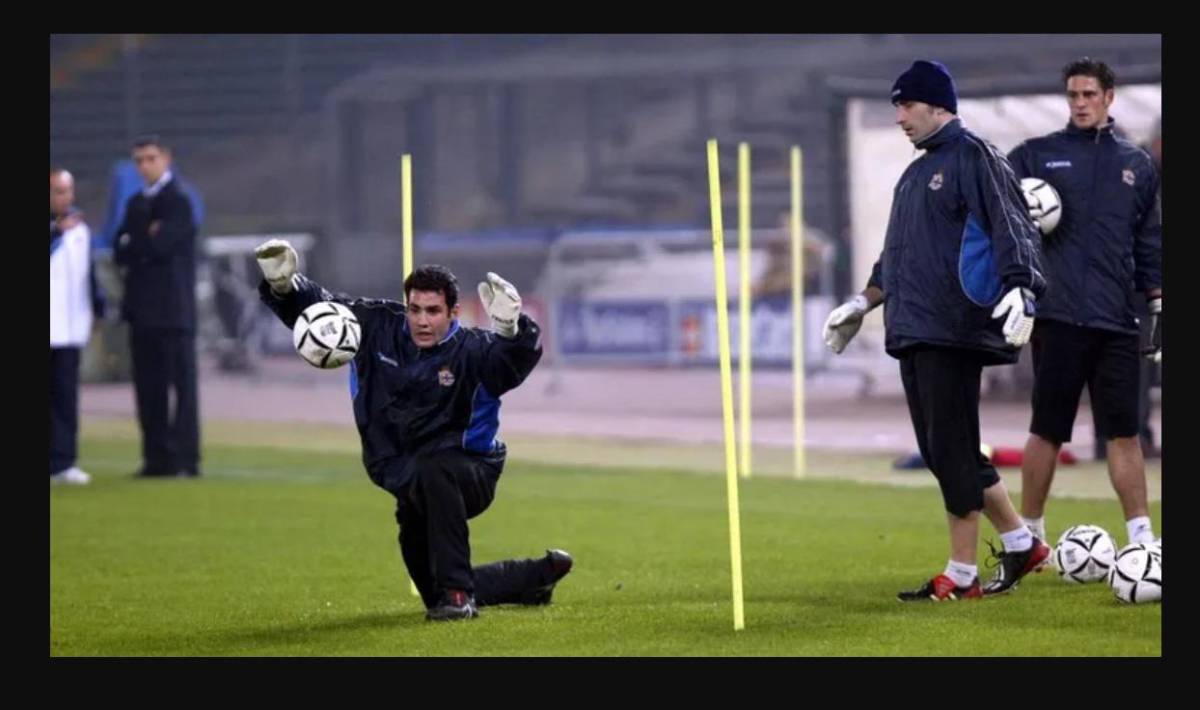 Impactantes imágenes tras superar cáncer y la gran anécdota de su debut con España, así es la vida de José Francisco Molina