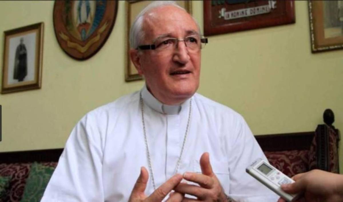 Personsajes de Honduras que no ocultan su amor y son aficionados de Marathón y Olimpia