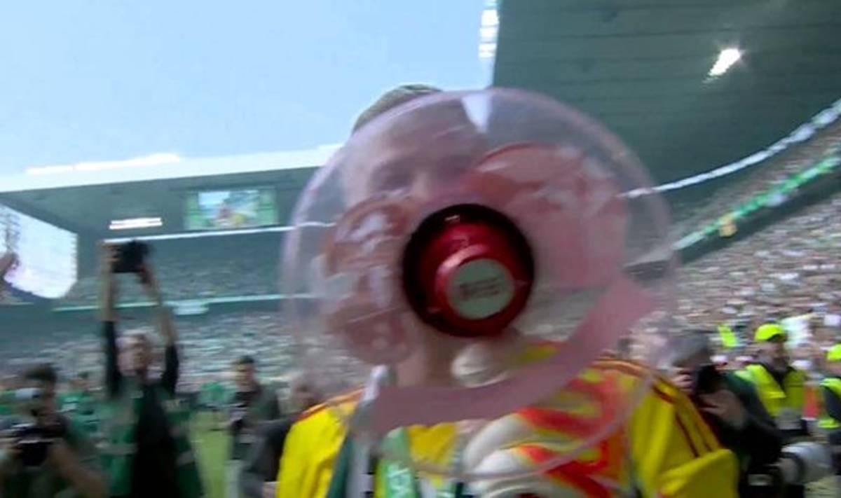 ¿Por qué llegó Santa Claus? Locura de Luis Palma con el título de campeón del Celtic y monumental adiós a Joe Hart