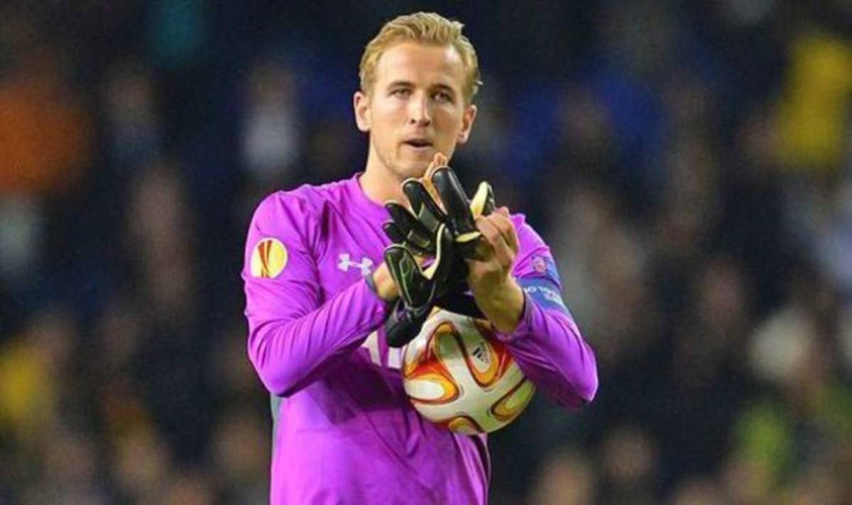 ¡Se pusieron los guantes! Jugadores de campo que tuvieron que defender el marco de su equipo