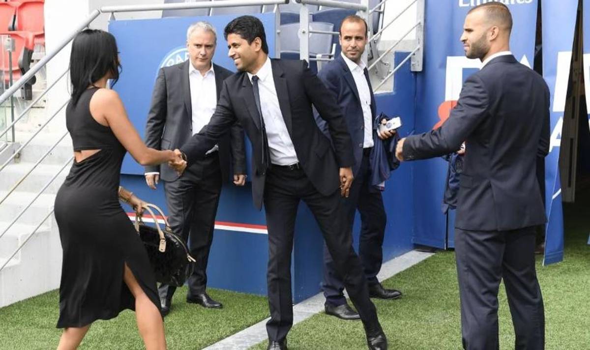 El “sucesor” de Cristiano se fue a un país muy lejano: la nueva vida de Jesé Rodríguez con su bella esposa