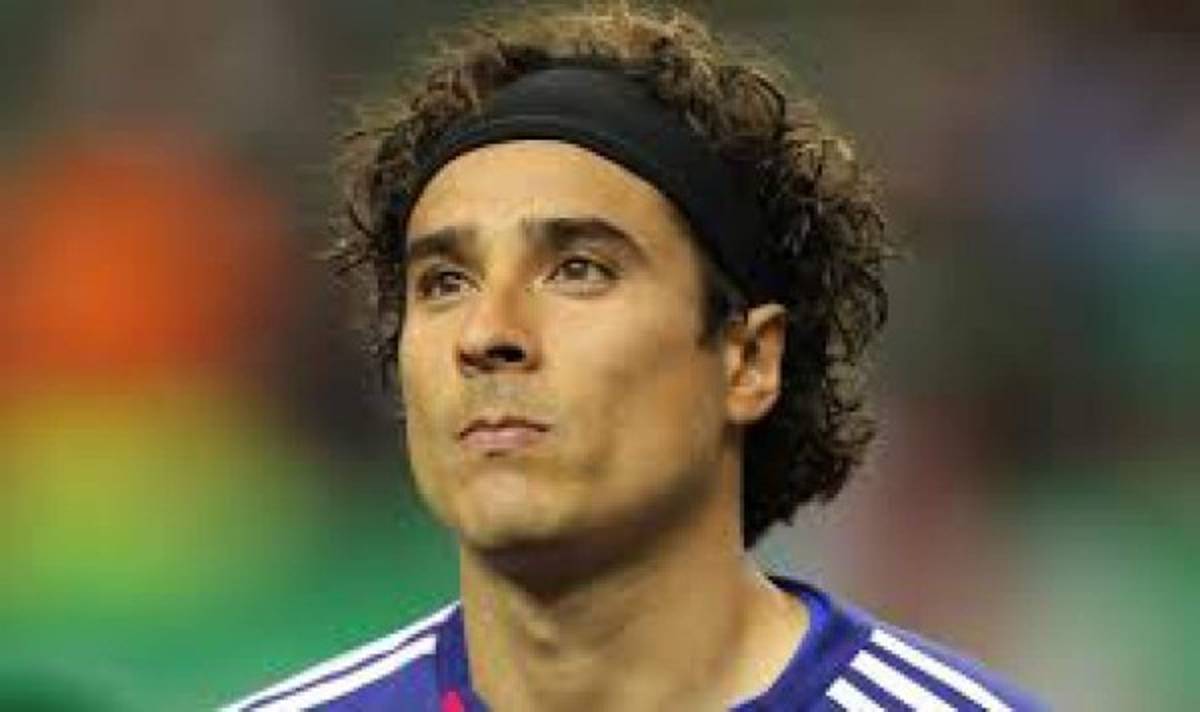 ¡Exitosos! Futbolistas triunfan dentro y fuera de la cancha