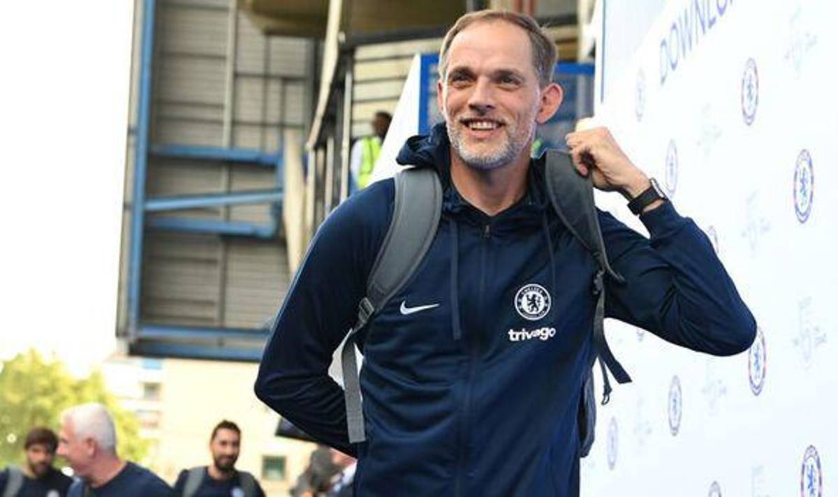 Llegó al Barcelona en este mercado y pide salir; ofertón del United por figura del Real Madrid y Cavani jugará en España