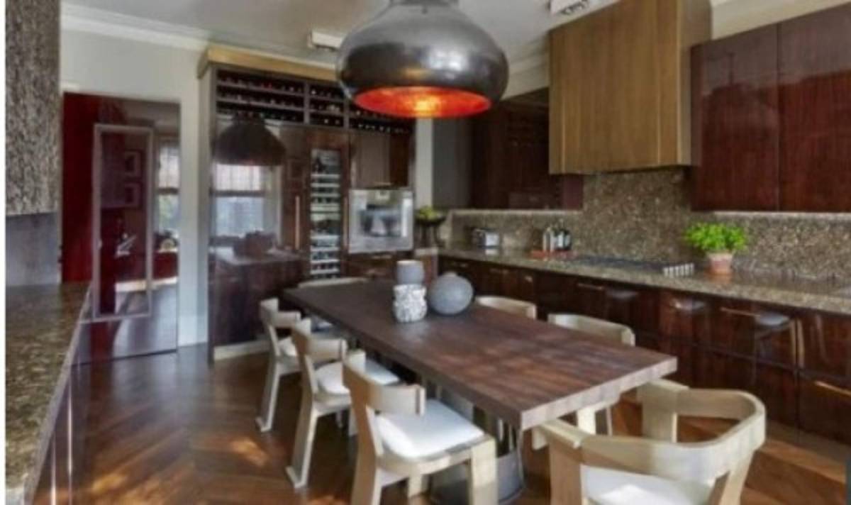 Se retiró hace ocho años: El imperio inmobiliario y el negocio de muebles de lujo de Sol Campbell