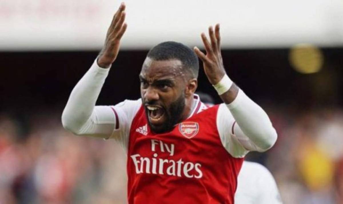 Fichajes: Inminente salida en el Real Madrid, el 'bombazo' de Dembelé y hondureño es noticia