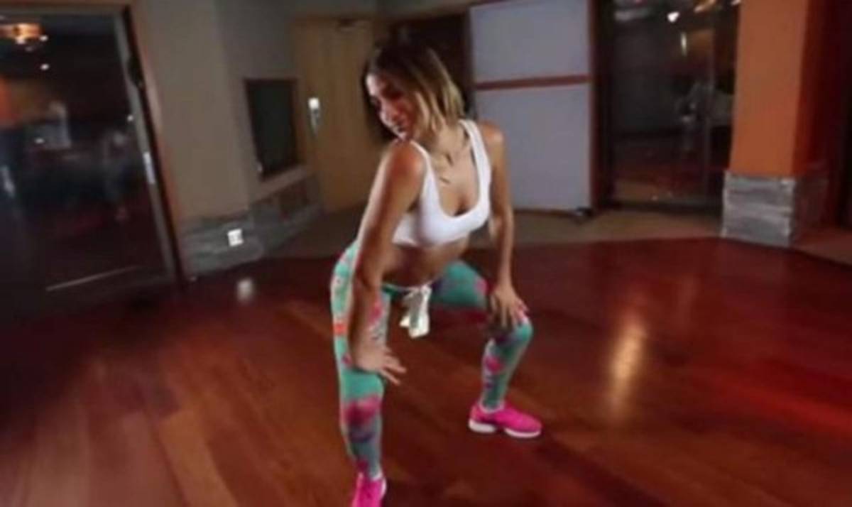 Lexy Panterra, la instructora de fitness que vuelve loco a todos con su 'perreo'