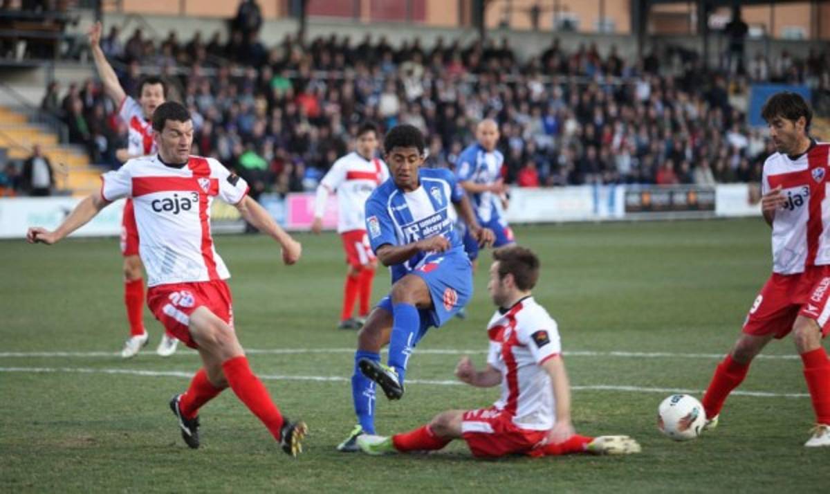 Así ha sido la evolución de 'Choco' Lozano, el nuevo jugador del Barcelona B