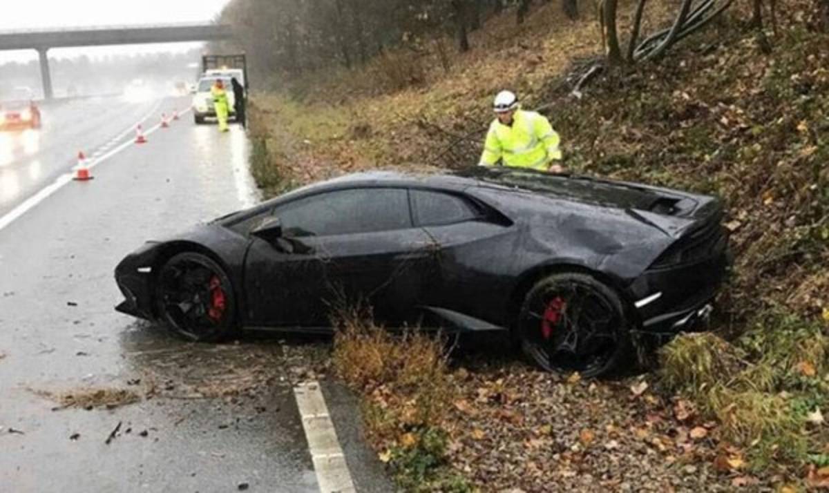 Choques de muerte: Futbolistas que excedieron el límite de velocidad y destruyeron sus lujosos autos