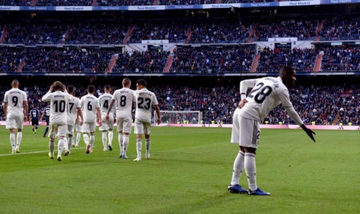 Vinicius se ganó el cariño del Bernabéu celebrando un gol que no fue suyo