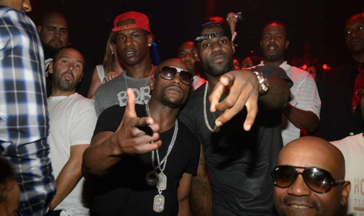 Las 50 locuras y fiestas inolvidables de Floyd Mayweather Jr