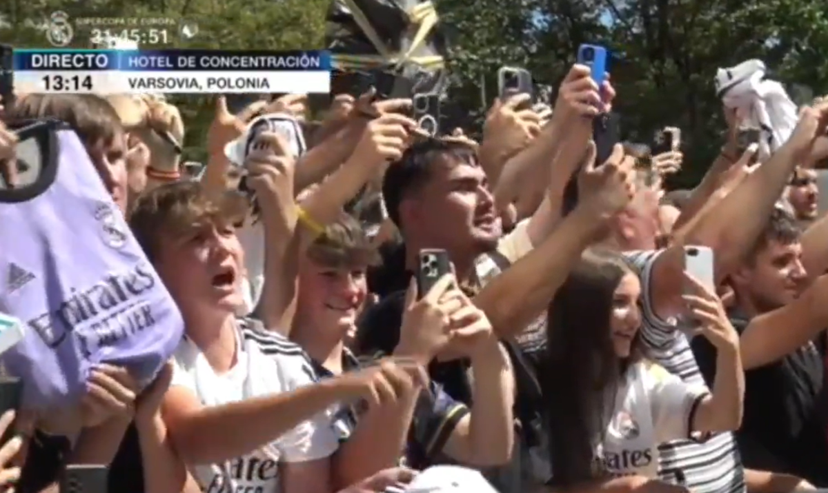 Mbappé desata la locura: así fue la llegada del Real Madrid a Varsovia para disputar el primer título de la temporada
