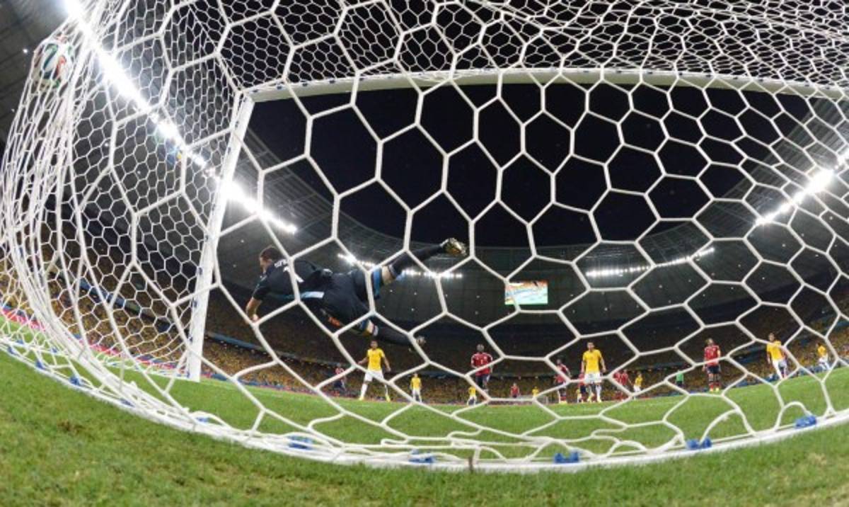 Brasil avanza a semifinales pidiendo la hora ante Colombia