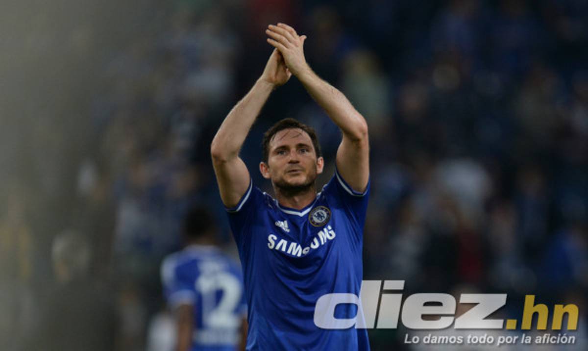 Schalke 04 vs Chelsea FC en UEFA Champions League.