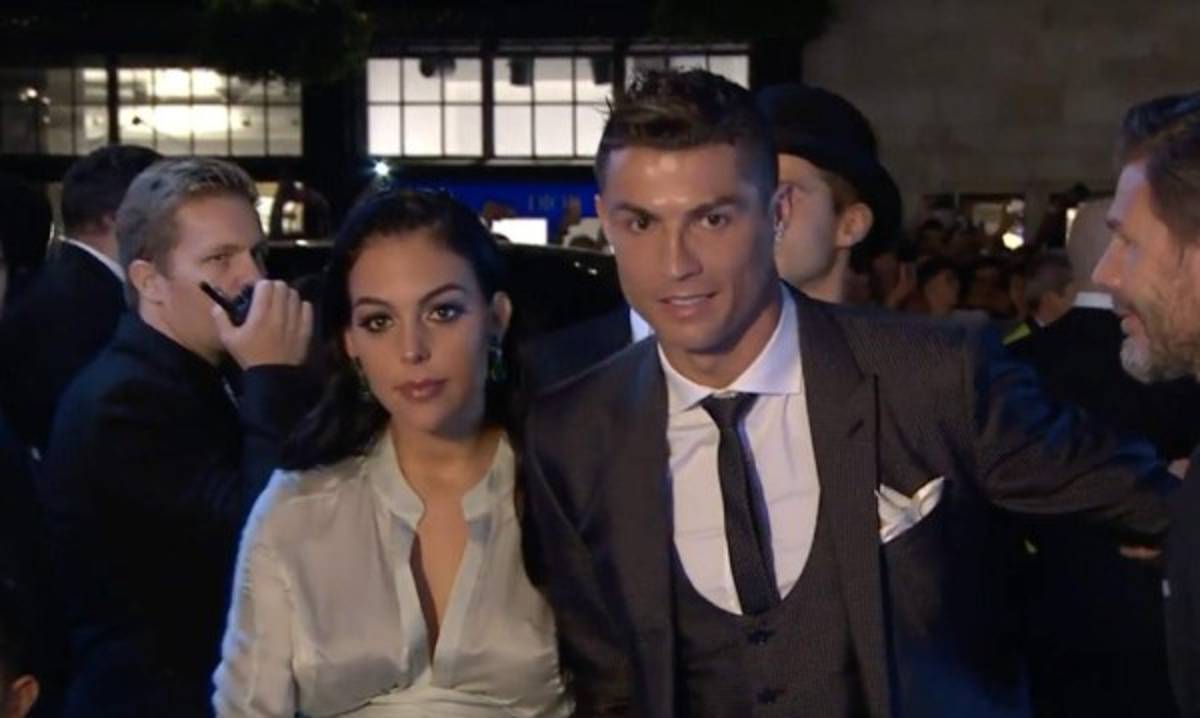 Antonela Rocuzzo y Georgina Rodríguez, las más bellas en los Premios The Best