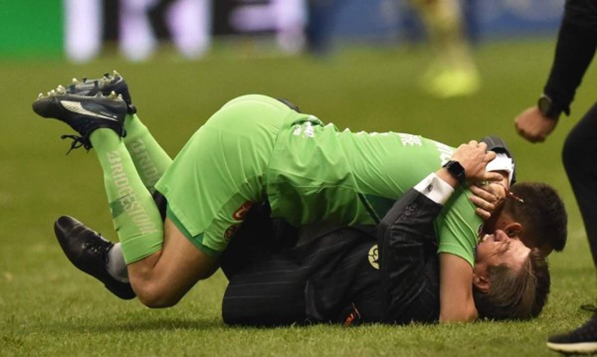 Las dos caras de la final: El festejo de las águilas del América y el llanto del Cruz Azul