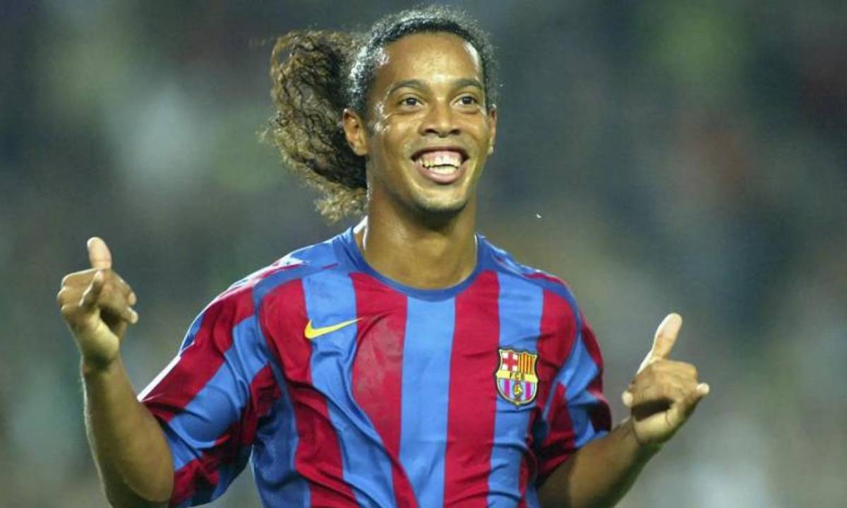 Pedri sorprendió tras revelar su 11 ideal: equipazo con dos leyendas del Real Madrid y su gran ídolo