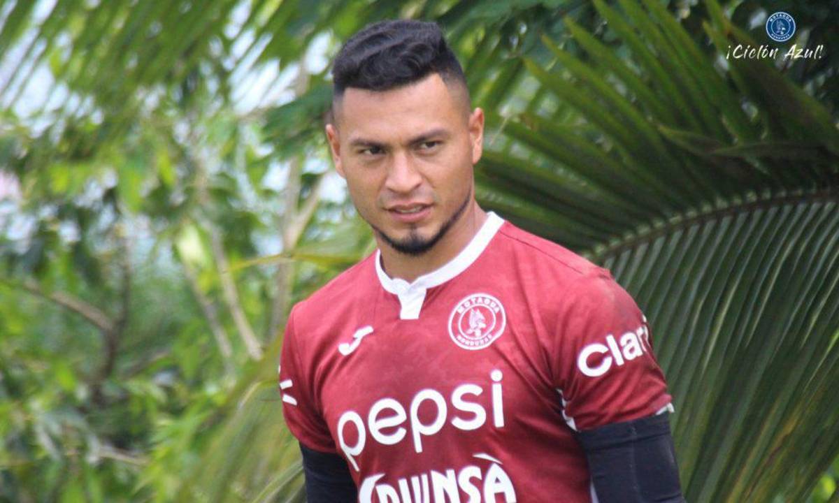 ¡Olimpia y Motagua predominan! Los 32 reconocidos jugadores de la Liga Nacional sin contrato o que son agentes libres