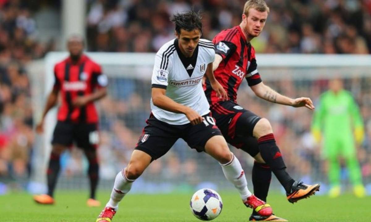 El costarricense Bryan Ruiz se queda en el Fulham hasta diciembre