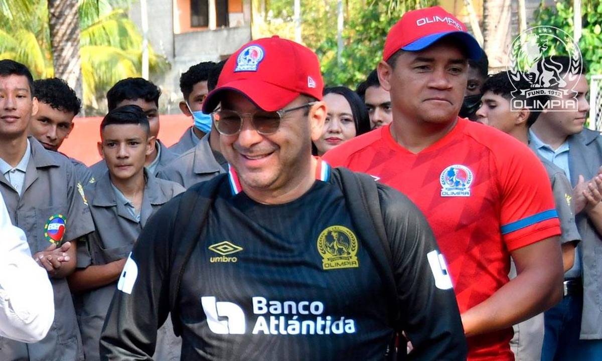 FICHAJES: Delantero se acerca a Motagua y saldría un Auzmendi, seleccionado iría a Alemania y noticias en Olimpia