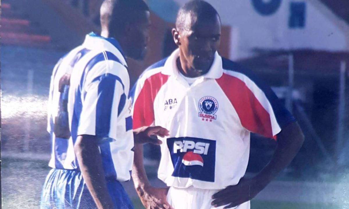 Roberto Moreira iguala a leyenda del Olimpia: así se puso la tabla histórica de goleadores de la Liga Nacional ¿Y Rubilio?