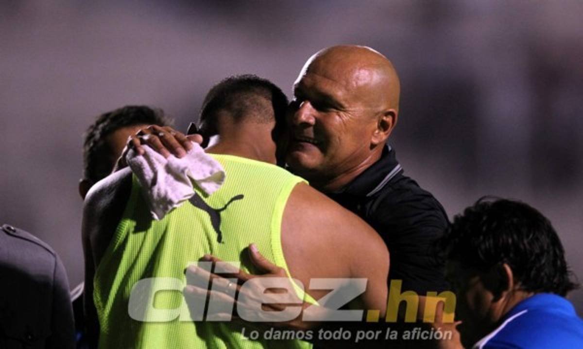 ¡Júbilo, lágrimas y 'marihuana'! El emotivo festejo del Honduras por llegar a la final