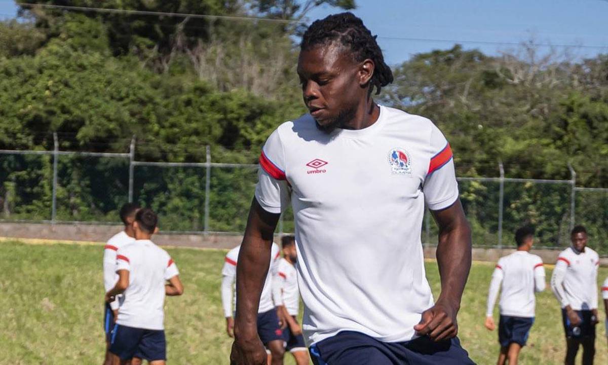 FICHAJES: Olimpia perdería dos titulares, hondureño iría a histórico europeo y futuro de Henry Figueroa con giro radical