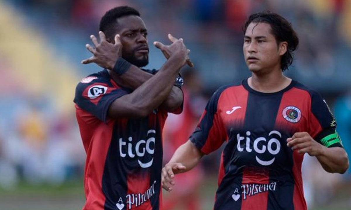 Olimpia agita el mercado con nuevos fichajes, goleador legionario queda libre y ‘Patón’ Mejía con múltiples ofertas en Grecia