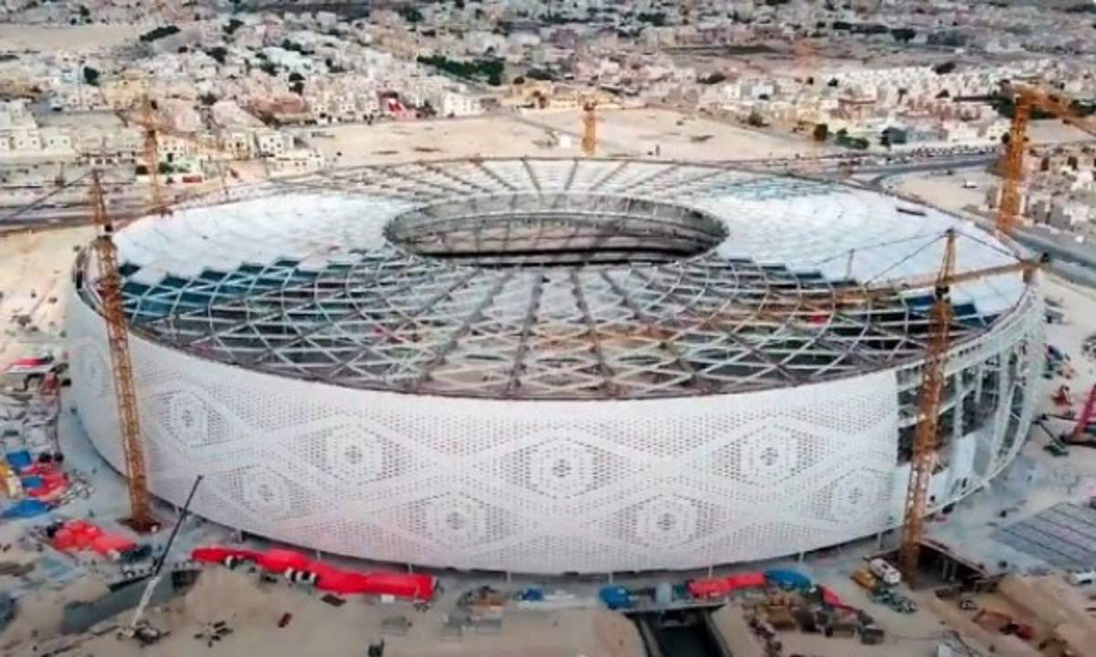 Qatar no se detiene a pesar del coronavirus y continúa terminando sus estadios
