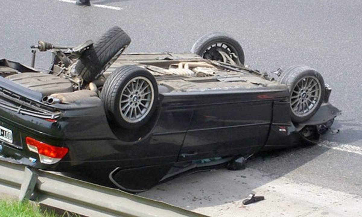 Choques de muerte: Futbolistas que excedieron el límite de velocidad y destruyeron sus lujosos autos