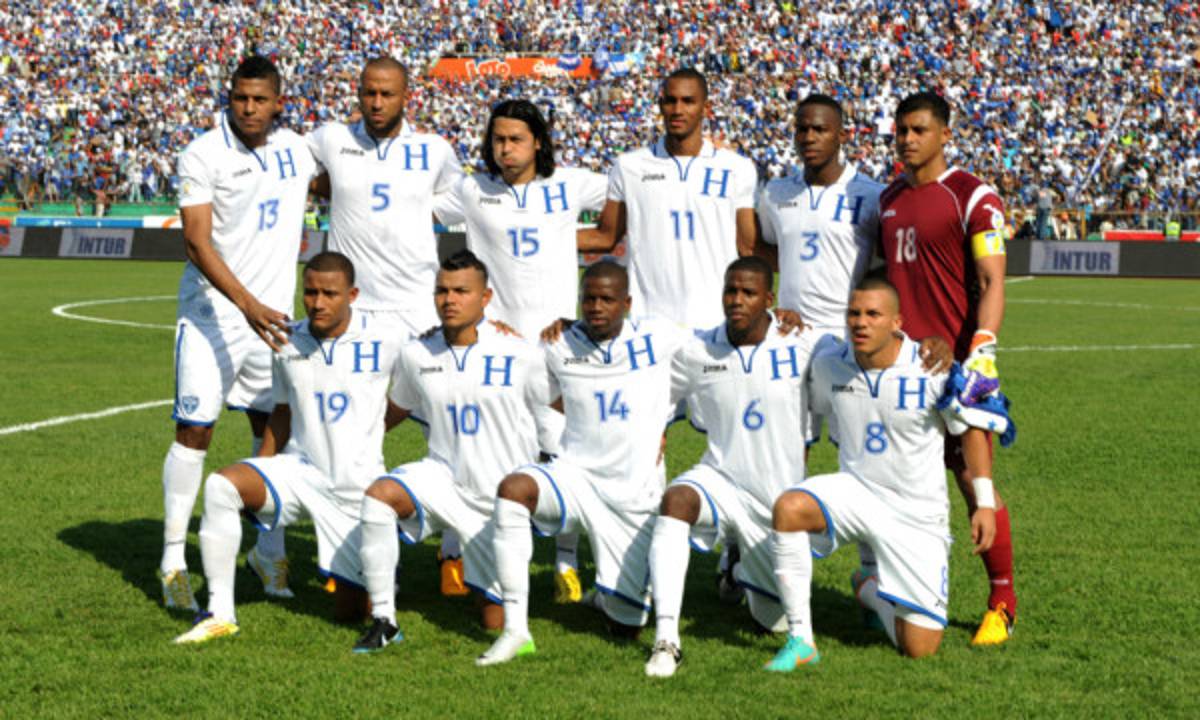 Selección de Honduras ganó a Estados Unidos 2-1