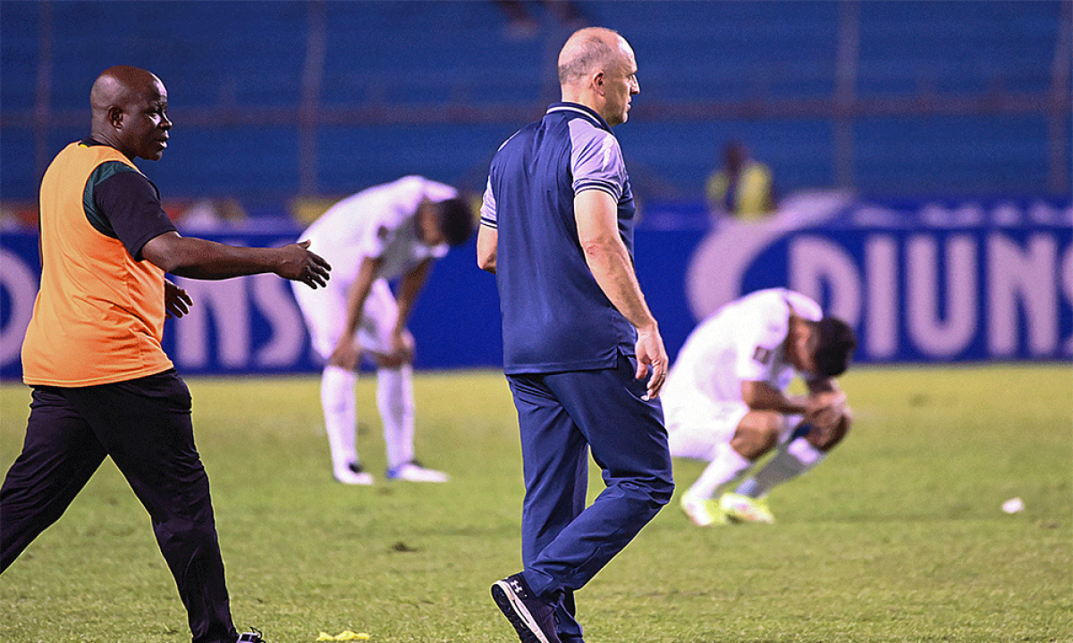 2021, un año para el olvido del fútbol de Honduras: escándalo del Olimpia en Surinam, eliminación de Qatar y fracaso de Motagua en Concacaf