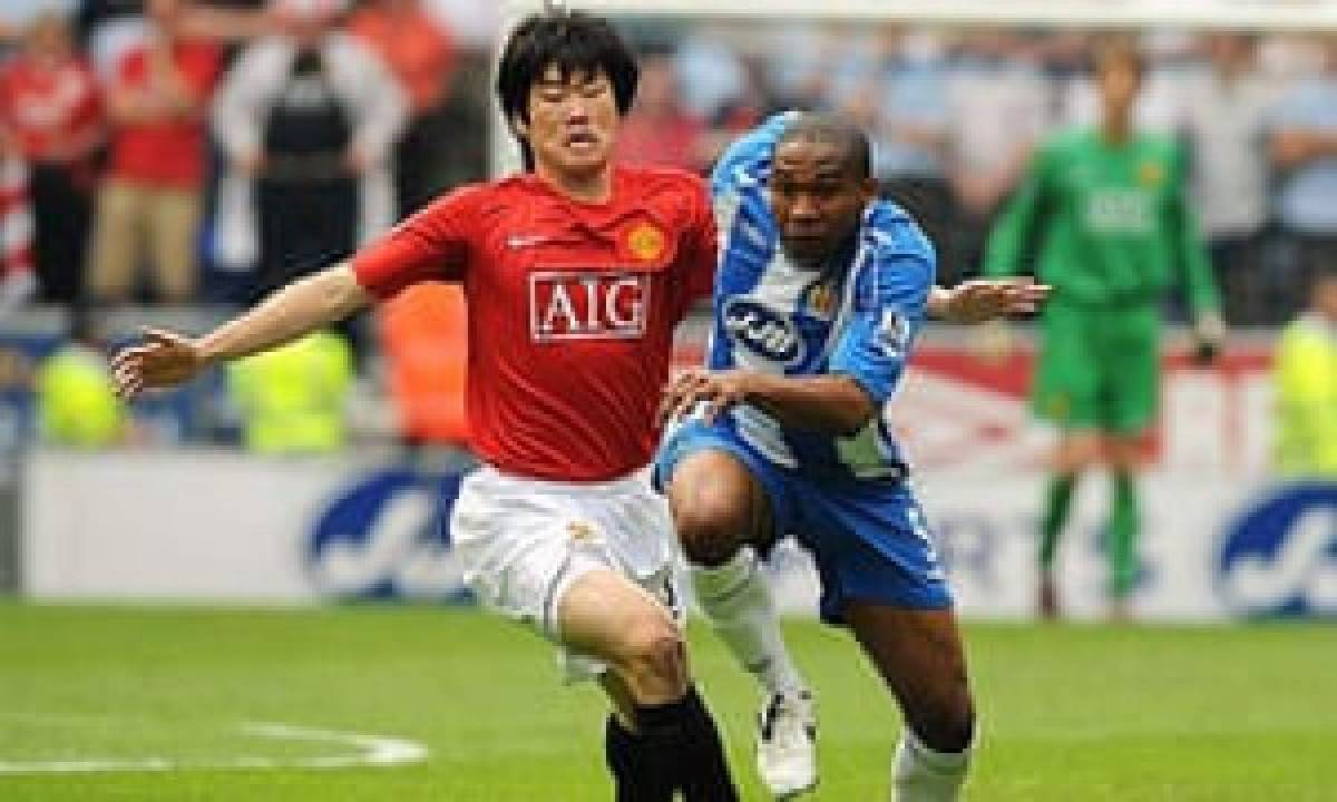 CR7, Rooney, Zlatan y hasta el legendario Paul Scholes: Las grandes figuras que enfrentó Wilson Palacios en Europa