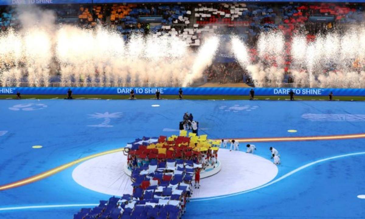 Baile, música y emoción: Francia arrolla en su debut en el Mundial Femenino  