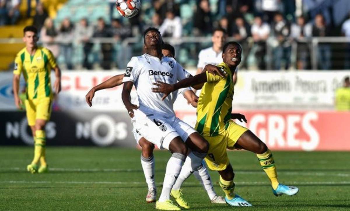 Jonathan Rubio tuvo minutos en derrota del Tondela ante Vitoria Guimaraes