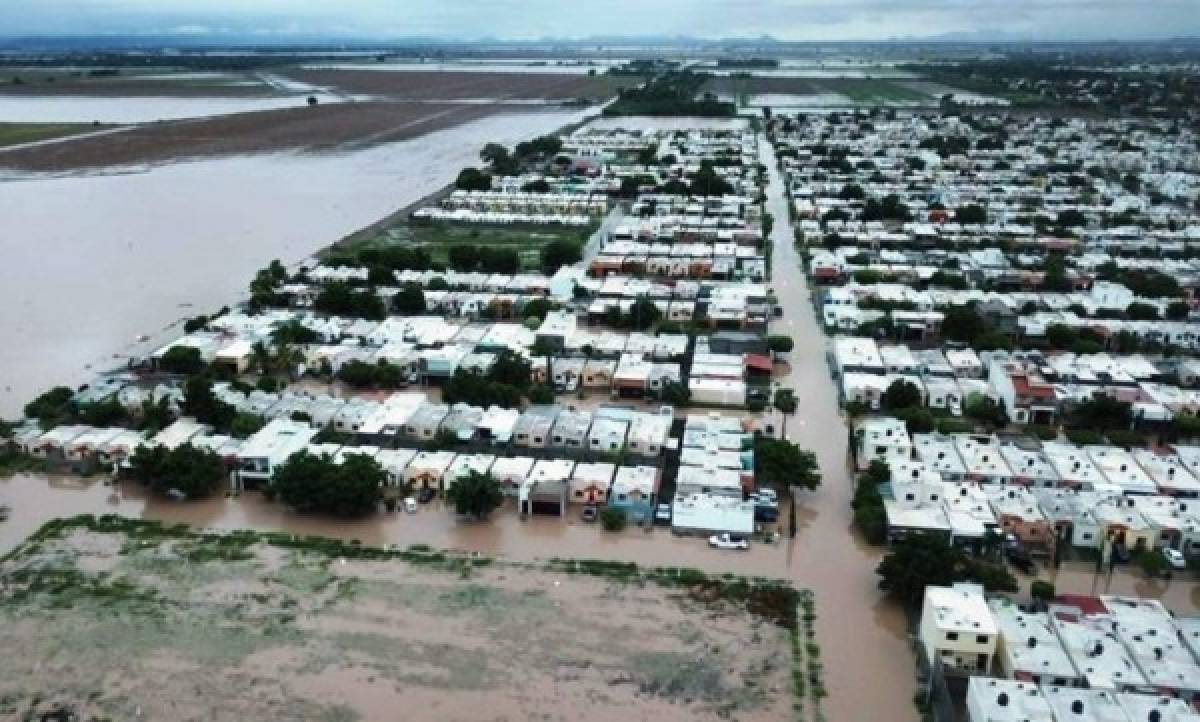 Fuerte tormenta en Culiacán causa estragos e inunda el estadio de Dorados