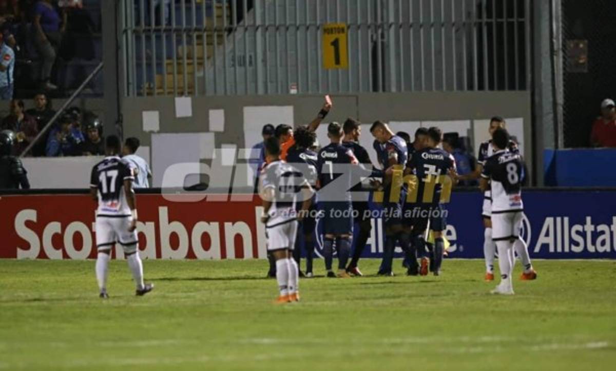 NO SE VIO EN TV: El eufórico festejo de Rubilio y el drama de Castellanos