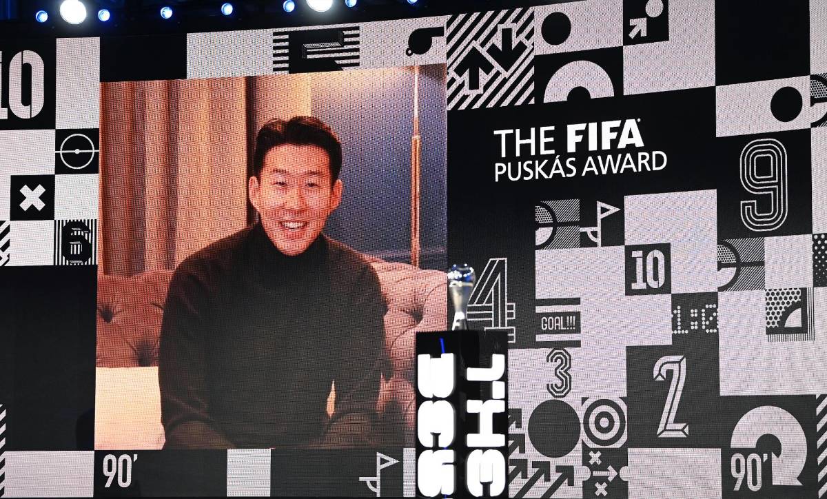 Cristiano Ronaldo, Neymar y James Rodríguez sobresalen entre los ganadores del premio Puskas donde Michaell Chirinos aspira al galardón