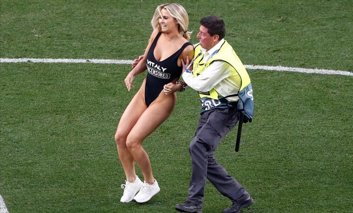 ¿Qué pasó con ella? La nueva vida de Kinsey Wolanski cuatro años después de hacerse famosa en una final de la Champions