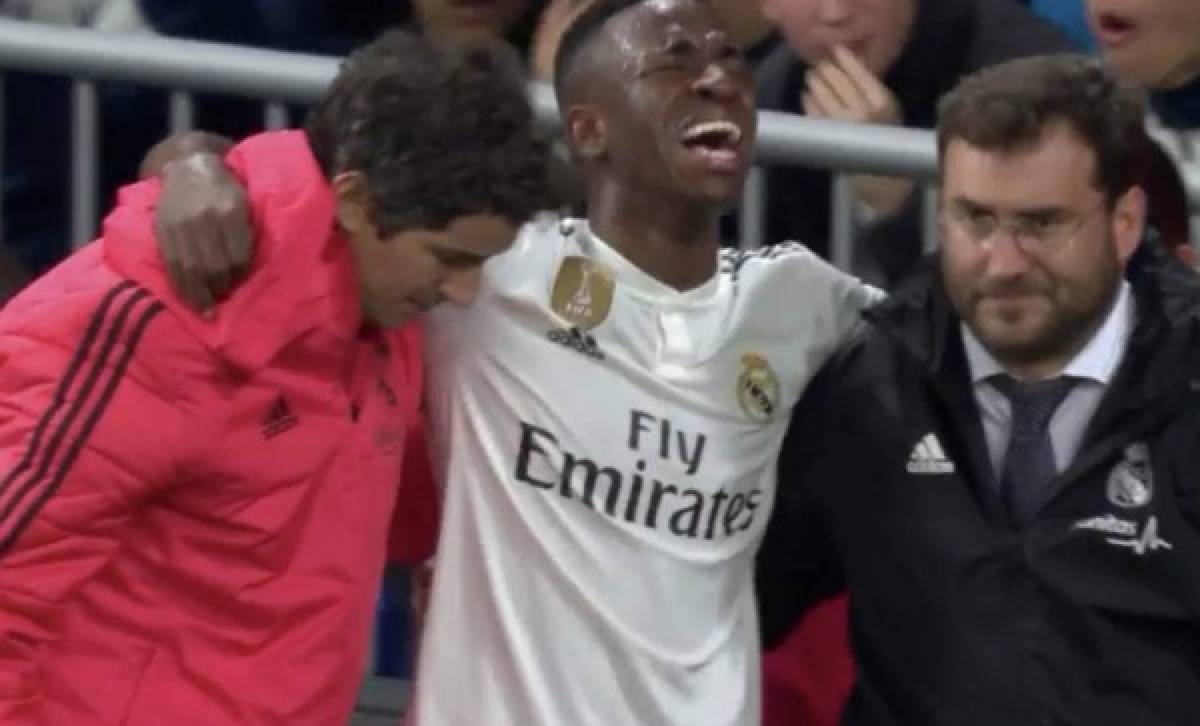 En fotos: Las desgarradoras imágenes de Vinícius Jr contra el Ajax en el Bernabéu