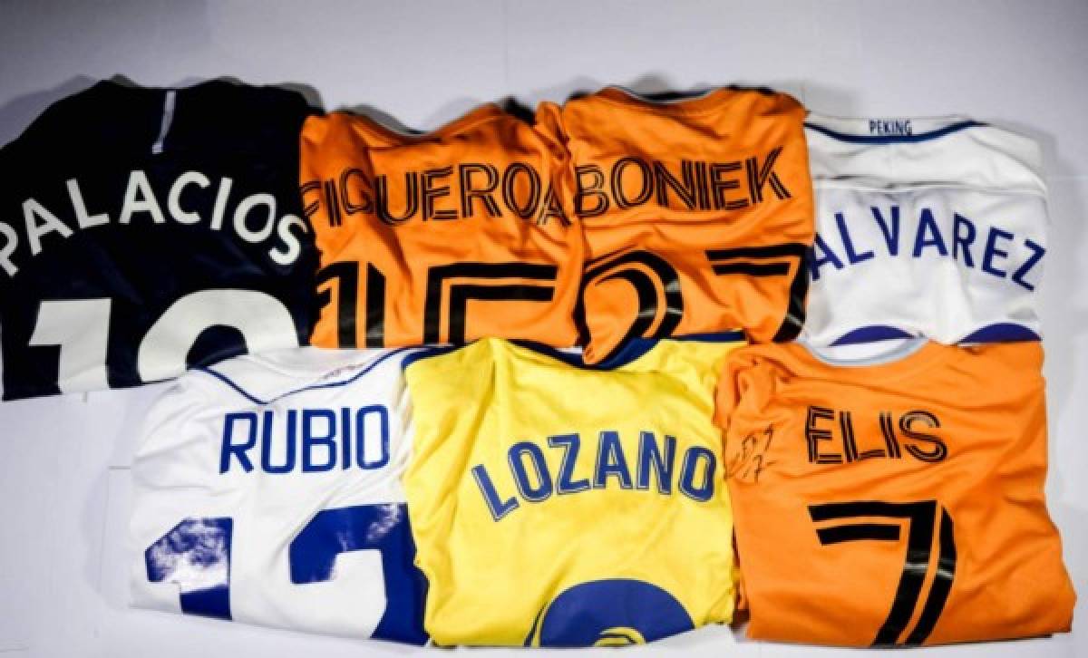 Las camisas de lujo que han donado los legionarios para ayudar a jugadores de la Liga de Ascenso