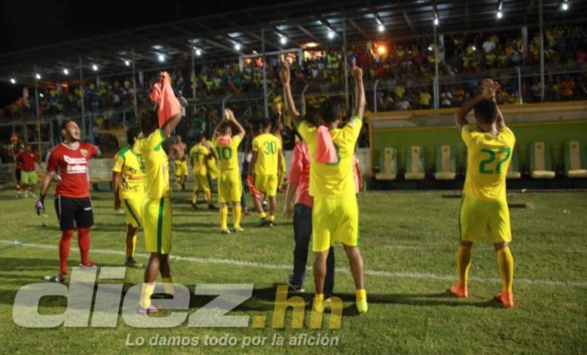 ¡JÚBILO! Celebración, lágrimas y un grito de salvación del Social Sol en Olanchito