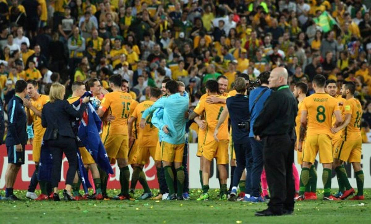 La otra cara de la moneda: Así festejó Australia el pase a Rusia 2018