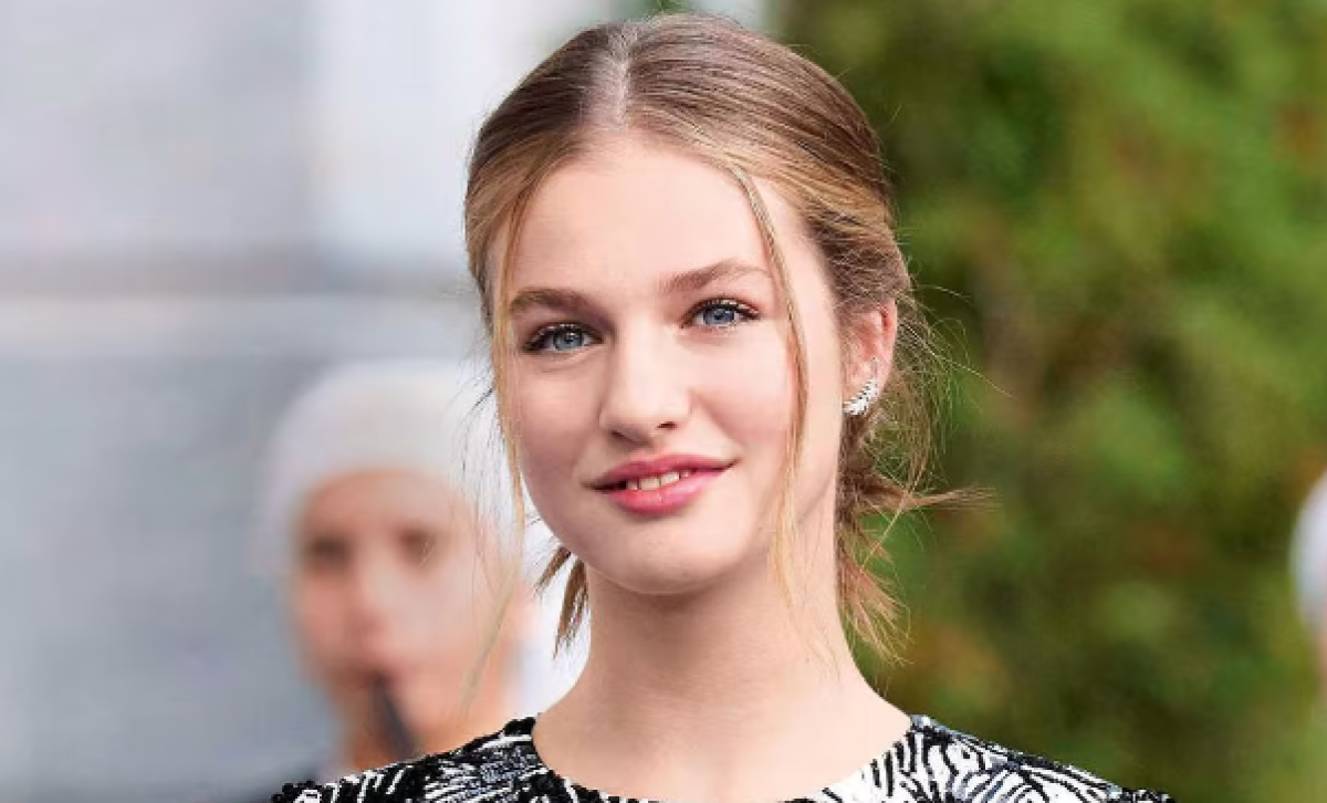 ¿A escondidas? La Princesa Leonor se escapa de la Casa Real para tener un encuentro con Gavi