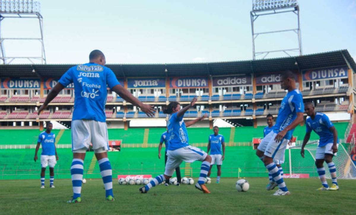 Selección nacinal tuvo su primer entrenamiento para enfrentar a los Estados Unidos .