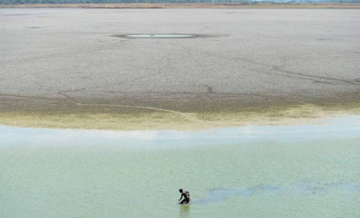 Impactante: Las imágenes de la ola de calor que azota a Kuwait; ¡63 grados centígrados!