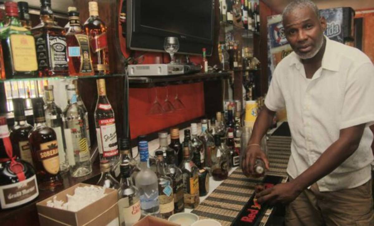 Futbolistas y exfutbolistas que ahora son empresarios en Honduras