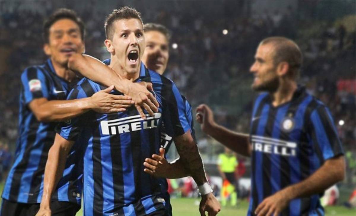 Inter de Milán vs Fiorentina, el insólito duelo por el liderato