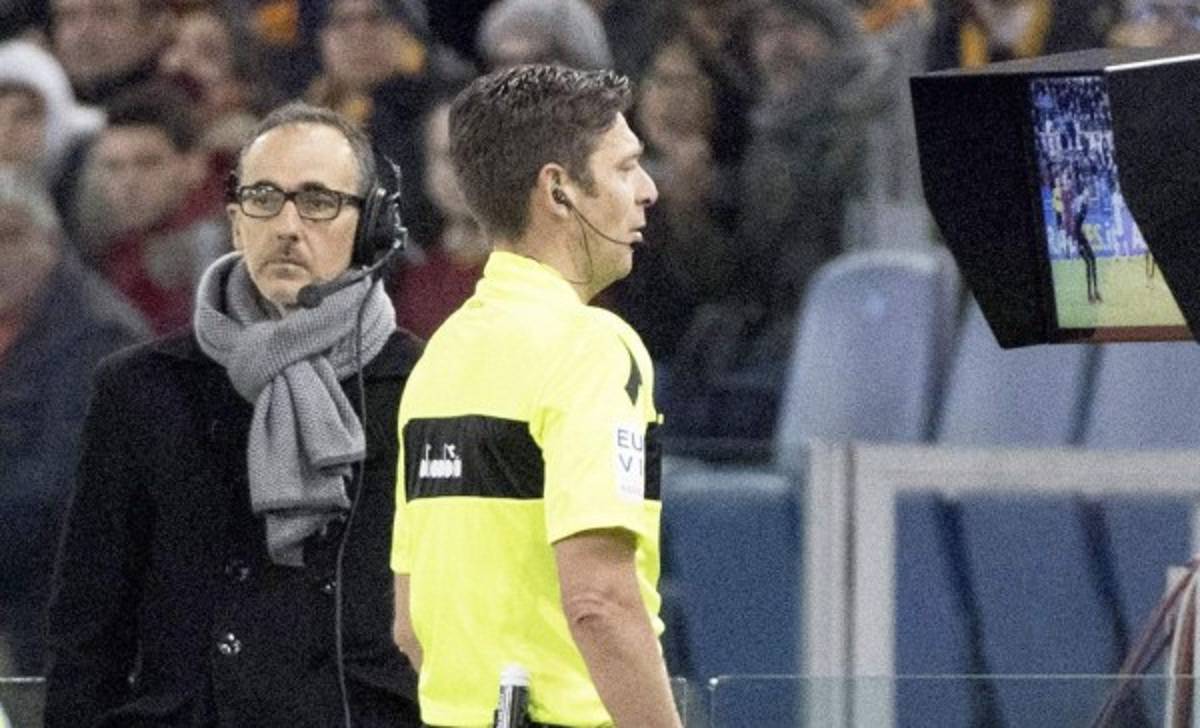 Árbitros preseleccionados para Rusia asistirán a curso de VAR en Abu Dabi